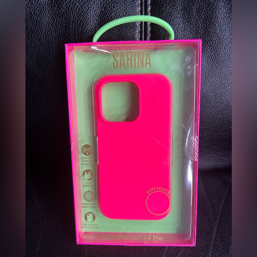 Sarina Pink Silicone iPhone 14 Pro Case